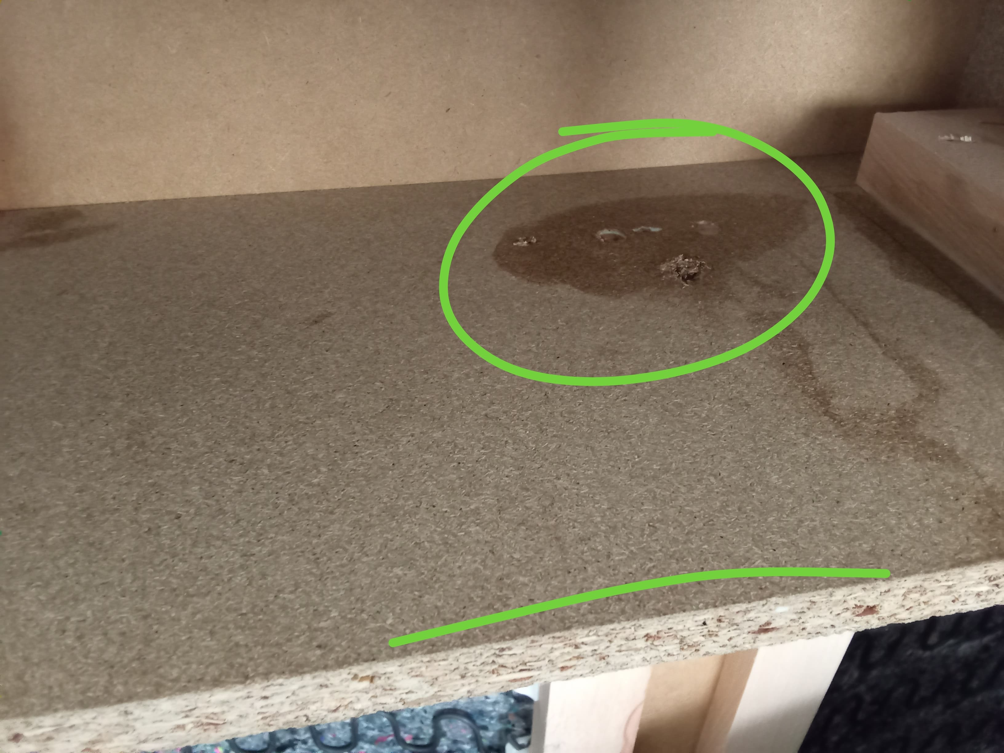 Po opravě – detail opraveného spoje dřevěné konstrukce